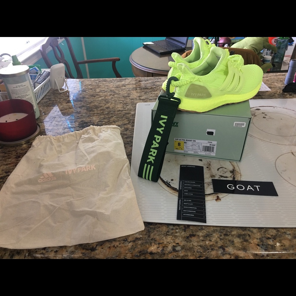 Ivy Park Adidas Ultraboost in High Resolution